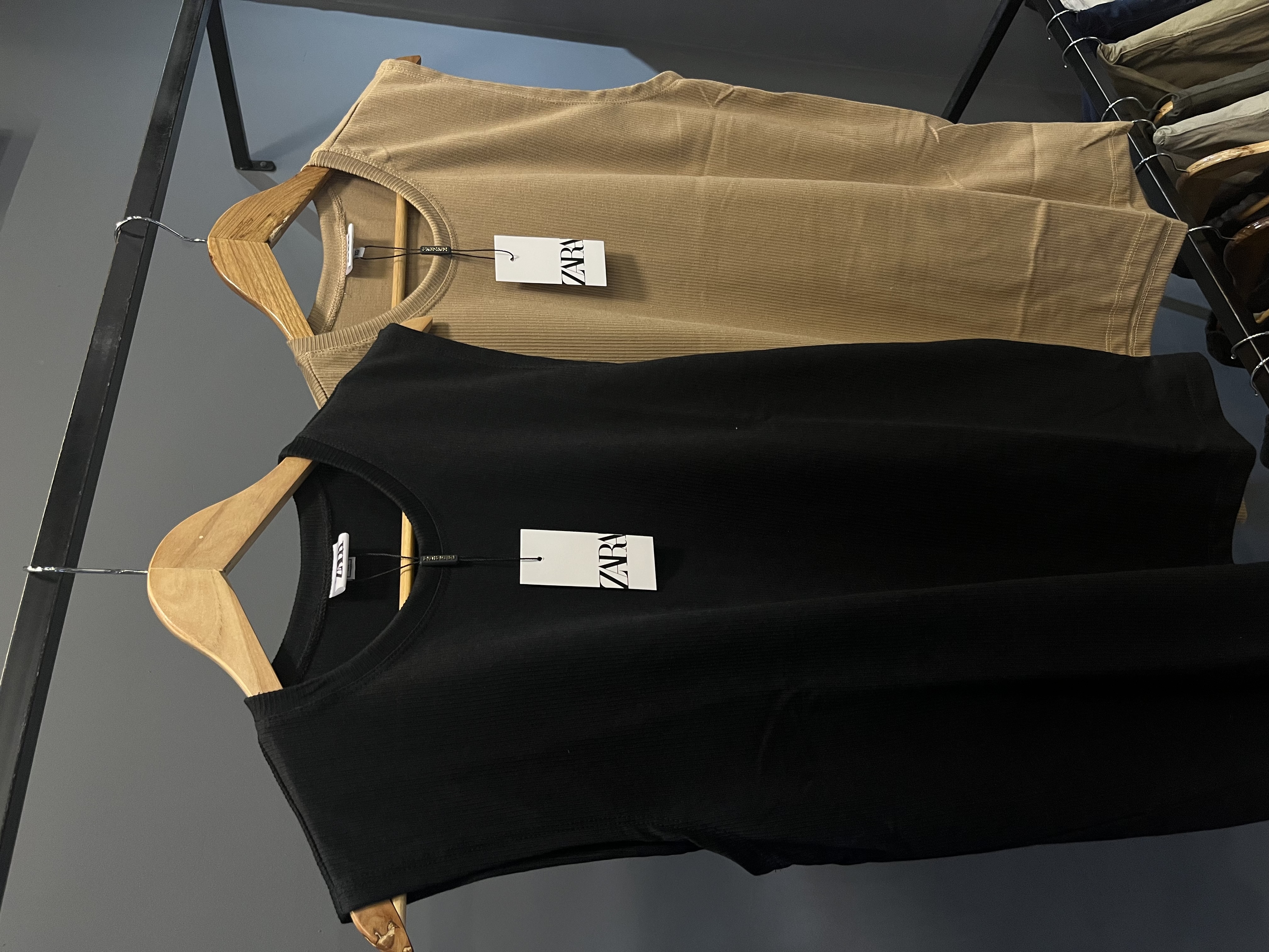 REGATA TEXTURIZADA ZARA